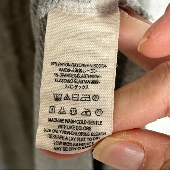 We The Free Asymmetric Grapevine Tunic in Gray - Picture 11 of 15